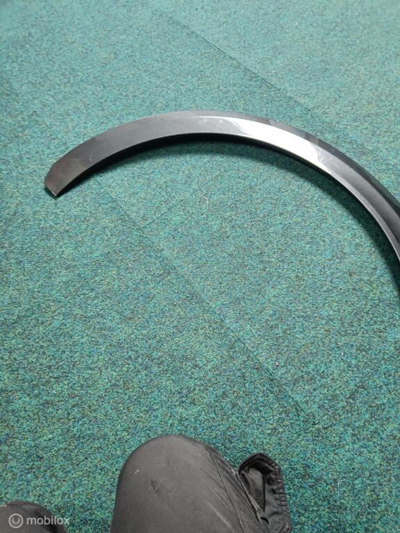 Sierlijst spatbord links Kia Niro EV • ('22->), Auto-onderdelen, Carrosserie en Plaatwerk, Kia, Gebruikt, Ophalen of Verzenden