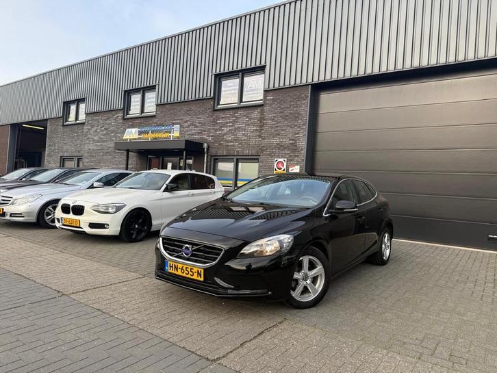 Volvo V40 2.0 D2 Summum Business | 1E EIGENAAR | NAVI | CRUI, Auto's, Volvo, Bedrijf, Te koop, V40, ABS, Airbags, Airconditioning