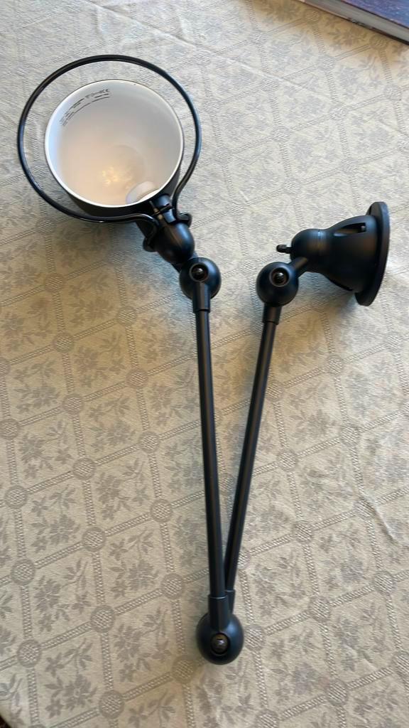 Jielde Lamp - nieuwstaat met muurbevestiging, Huis en Inrichting, Lampen | Hanglampen, Zo goed als nieuw, 50 tot 75 cm, Metaal