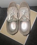 Michael Kors Sneakers - Maat 39, Michael Kors, Beige, Ophalen of Verzenden, Sneakers of Gympen