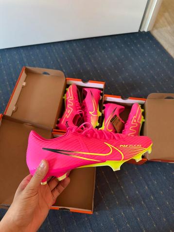 3 paar nike voetbalschoenen partij beschikbaar voor biedingen