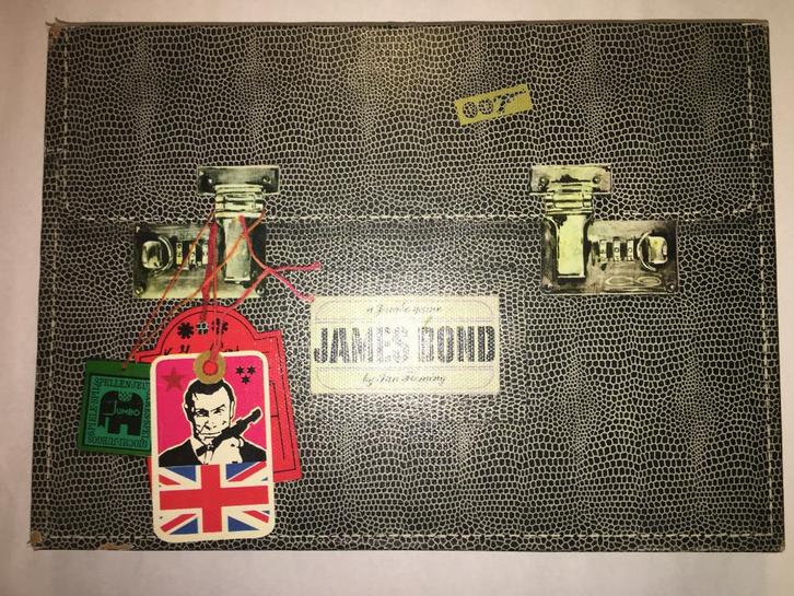James Bond 007 Jumbo spel / game by Ian Fleming, Hobby en Vrije tijd, Gezelschapsspellen | Bordspellen, Zo goed als nieuw, Drie of vier spelers