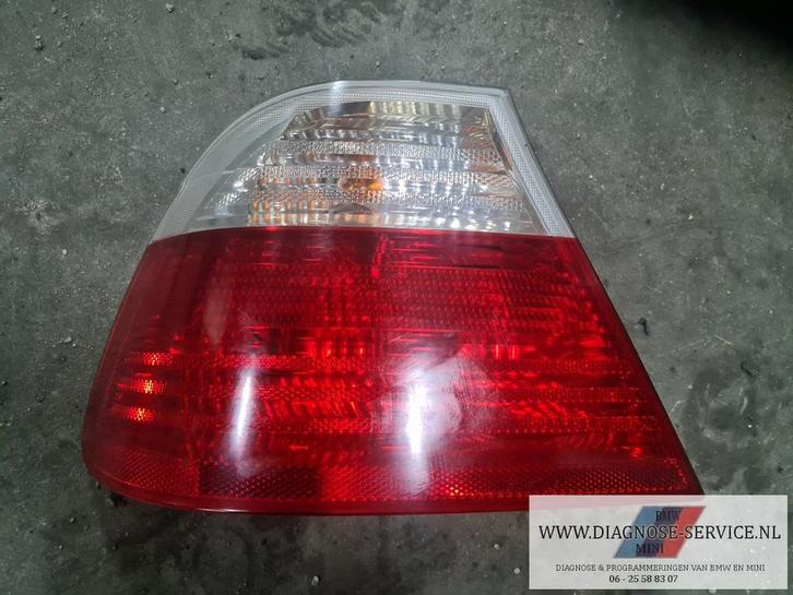 BMW E46 coupe rechts achterlicht links in scherm 8383826, Auto-onderdelen, Verlichting, BMW, Gebruikt, Ophalen of Verzenden