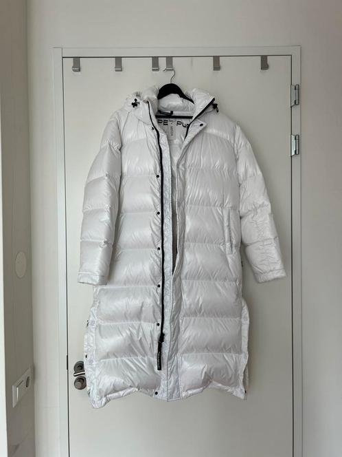 Aritzia Superpuff Winter Jacket Hi Gloss White, Kleding | Dames, Jassen | Winter, Zo goed als nieuw, Maat 38/40 (M), Wit, Ophalen