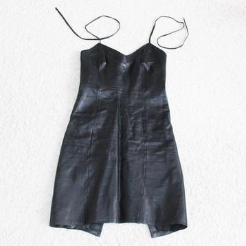 Prachtig Soepel Leren Vintage Jurkje - 77 (XS) € 30,- beschikbaar voor biedingen