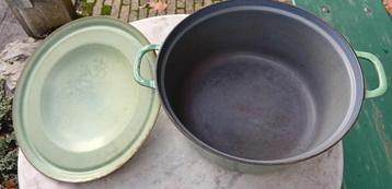 Vintage  FE BELGIUM gietijzeren pan 30 cm (G310) beschikbaar voor biedingen