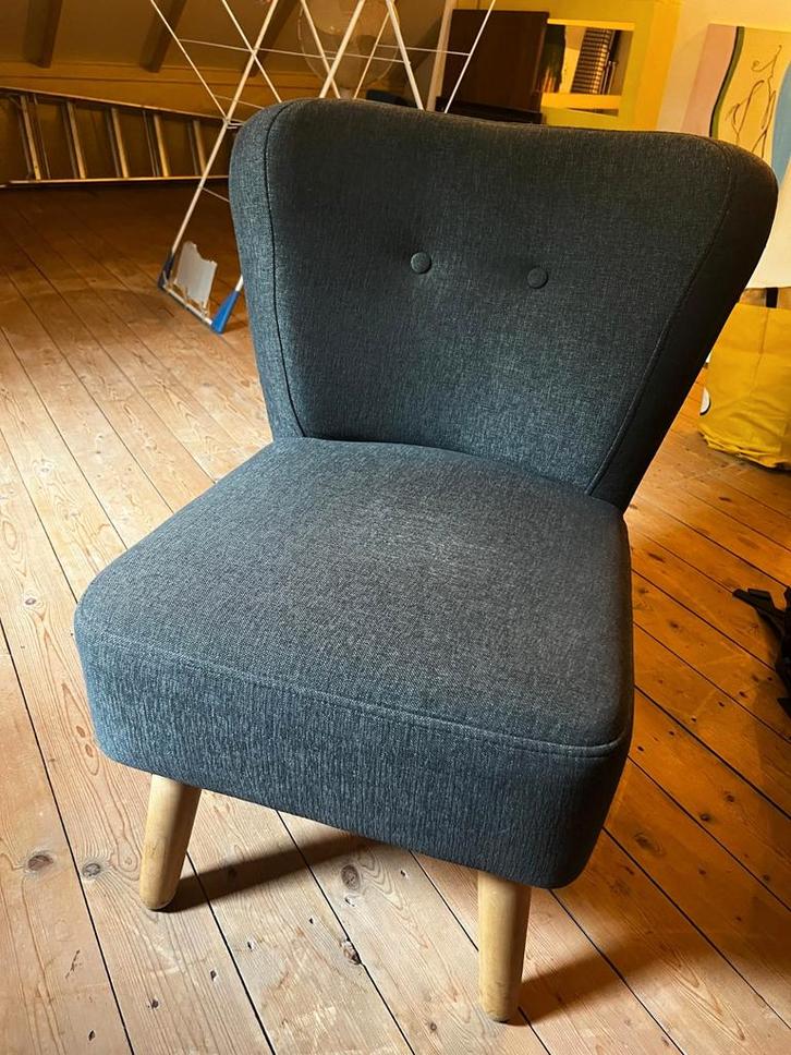 Antraciet fauteuil - Stijlvolle zitplaats, Huis en Inrichting, Stoelen, Zo goed als nieuw, Eén, Hout, Stof, Grijs, Ophalen