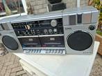 uitgebreide vintage sanyo draagbare radio en dubb cassette, Ophalen of Verzenden, Gebruikt