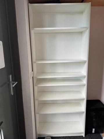 Ikea Billy boekenkast wit beschikbaar voor biedingen