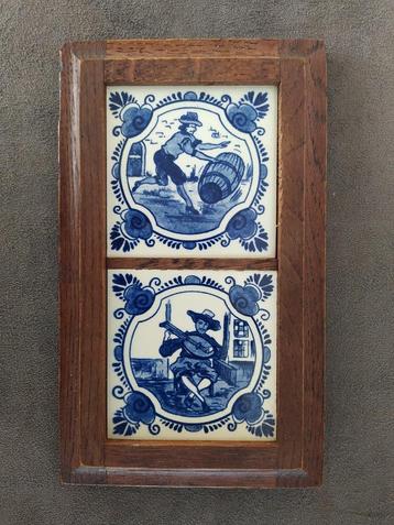Vintage tegeltableau met twee tegeltjes  beschikbaar voor biedingen