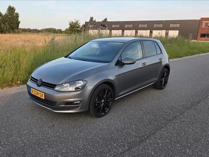 Volkswagen Golf 1.2 TSI 63KW 5D 2013 Grijs, Auto's, Volkswagen, Particulier, Golf, ABS, Airbags, Airconditioning, Bluetooth, Bochtverlichting