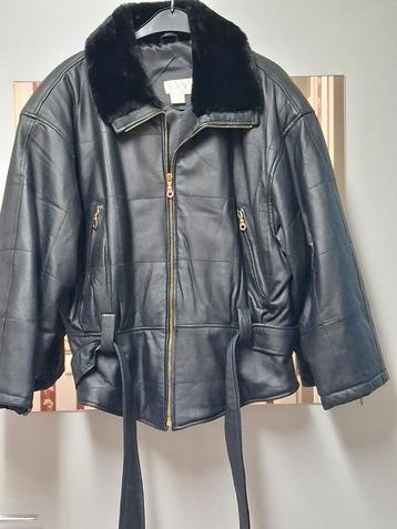 Mooie stoere leren dames jas maat Xl   [ nog nieuw ] beschikbaar voor biedingen