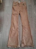 Bershka Flare Spijkerbroek XS/34, Meisje, Overige typen, Ophalen of Verzenden, Zo goed als nieuw