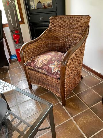 2 fauteuils incl. losse kussens met rits beschikbaar voor biedingen