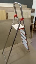 Huishoudtrap van aluminium, Doe-het-zelf en Verbouw, Ladders en Trappen, Ophalen, Gebruikt, Minder dan 2 meter