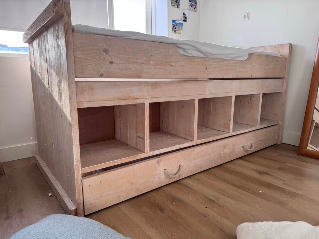 Steigerhouten hoogslaper met logeerlade, Ophalen, Gebruikt, 90 cm, Eenpersoons
