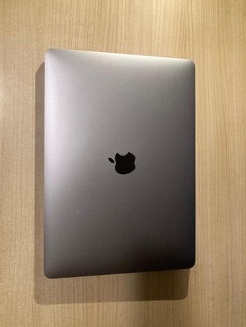 MacBook Air M1 16GB ram