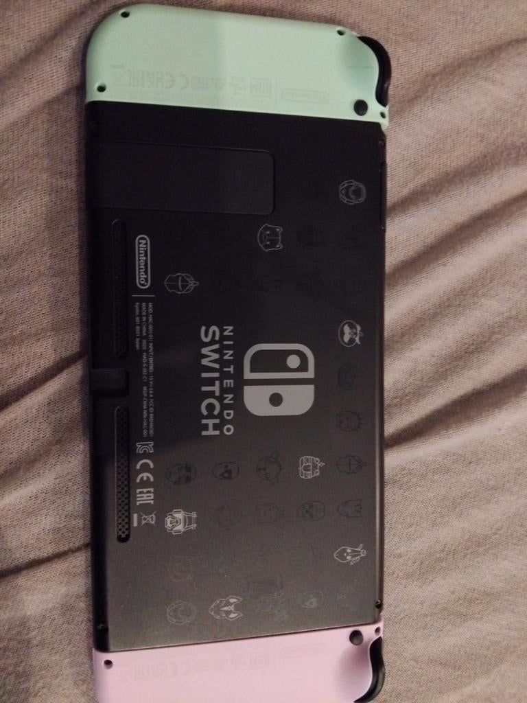 Nintendo switch fortnite limited edition andere set contoler, Ophalen of Verzenden, Zo goed als nieuw