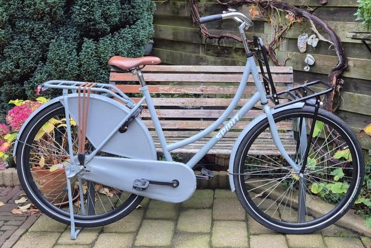 Zo goed als nieuwe Spirit omafiets met transportrek, Fietsen en Brommers, Fietsen | Dames | Omafietsen, Zo goed als nieuw, 53 tot 56 cm
