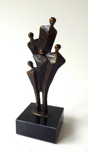 Brons legering beeldje zes staande figuren Ammerlaan 2611-b beschikbaar voor biedingen