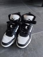 Puma sneakers maat 38 zwart/wit nauwelijks gedragen, Puma, Ophalen of Verzenden, Zo goed als nieuw, Jongen of Meisje