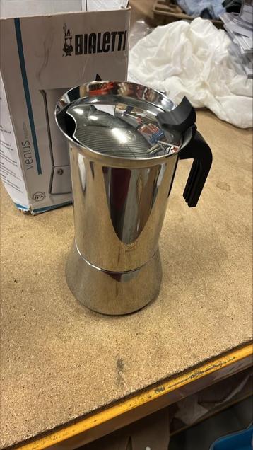Bialetti Brikka Induction 4-kops – Licht gebruikt beschikbaar voor biedingen
