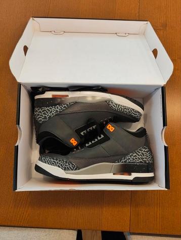 Nike Air jordan 3 Retro maat 42,5 zo goed als nieuw  beschikbaar voor biedingen