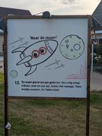 Straat versiering, dorpsfeest, met als thema Takkie., Ophalen