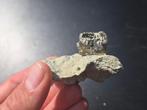 Pyriet Navajun, Spanje, Verzamelen, Mineralen en Fossielen, Ophalen of Verzenden, Mineraal