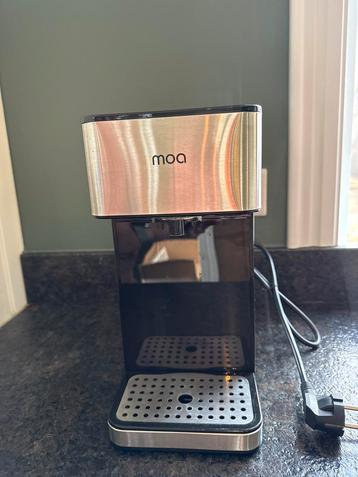 Heet water dispenser beschikbaar voor biedingen
