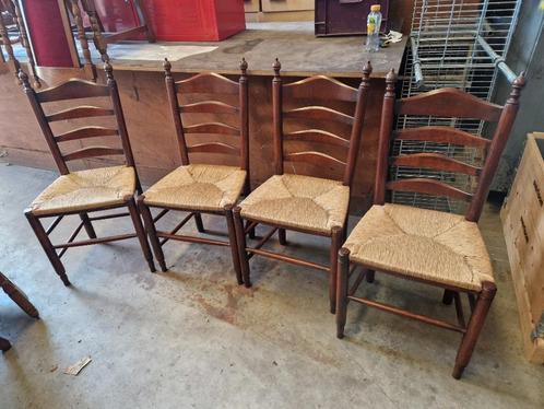 4 prachtige eikenhouten stoelen met rieten zitting, Antiek en Kunst, Antiek | Meubels | Stoelen en Banken, Ophalen