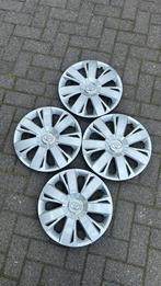 set toyota wieldoppen zilver 15 inch, Auto diversen, Wieldoppen, Ophalen of Verzenden, Nieuw