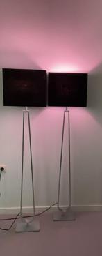2x Vloerlamp Krabb van Ikea met zwarte kap, Huis en Inrichting, Lampen | Vloerlampen, Ophalen, Zo goed als nieuw, Modern design