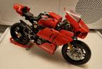 Lego technic Ducati panigale V4 S motor., Kinderen en Baby's, Speelgoed | Duplo en Lego, Ophalen, Zo goed als nieuw