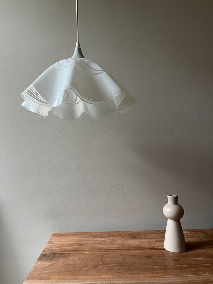 Vintage Italiaanse design hanglamp van geplooid glas, Antiek en Kunst, Antiek | Lampen, Ophalen