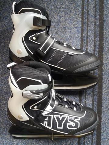 IJSHOCKEY SCHAATSEN – NIEUW – MAAT 42 beschikbaar voor biedingen