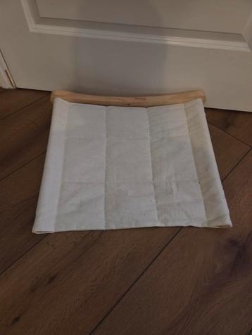 Nieuwe kattenhangmat beschikbaar voor biedingen