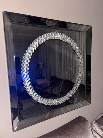 Vierkante Spiegel met Kristallen Cirkel beschikbaar voor biedingen