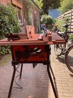 Black en Decker zaagtafel 1800watt, Doe-het-zelf en Verbouw, Gereedschap | Zaagmachines, Ophalen, Zo goed als nieuw, 1200 watt of meer