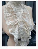 Prachtige Kanten Jabot kant strikjes mooie sluiting, Antiek en Kunst, Ophalen of Verzenden