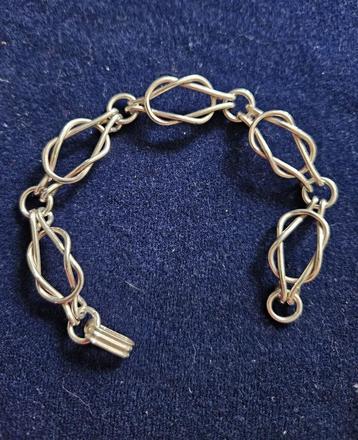 Prachtige zilveren (925) DESIGN armband beschikbaar voor biedingen