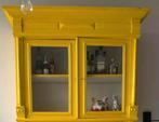 Hangende Buffetkast, eikenhout, prachtige details, Huis en Inrichting, Ophalen, 100 tot 150 cm, Hangende buffetkast, gele kast, antiek kast, houtsnijwerk