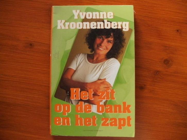 Het zit op de bank en het zapt, Yvonne Kroonenberg., Boeken, Humor, Zo goed als nieuw, Anekdotes en Observaties, Ophalen of Verzenden