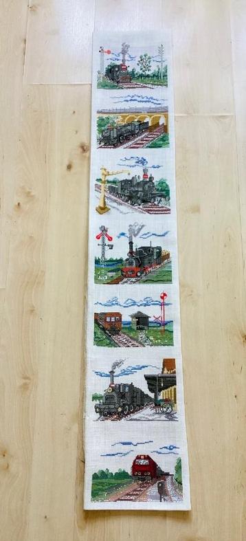 Borduurwerk, zijde, trein, treinen, vintage beschikbaar voor biedingen
