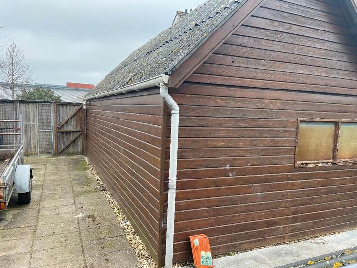 Schuur / Garage, Tuin en Terras, Tuinhuizen, Gebruikt, Schuur, Overige materialen, 500 cm of meer, 200 tot 400 cm, 3 ramen of meer