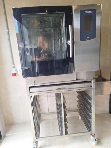 Oven beschikbaar voor biedingen