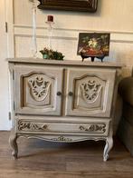 landelijk kastje, Ophalen, Zo goed als nieuw