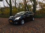 Peugeot 5008 1.6 VTI 7PL 2011 Zwart zeer nette staat!!, Voorwielaandrijving, Navigatiesysteem, 4 cilinders, 7 stoelen