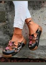 Nieuwe Zwarte Muiltjes met Bloemen - Maat 39, Nieuw, Ophalen of Verzenden, Instappers, Zwart