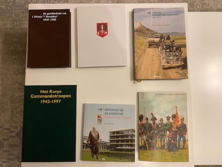 Boeken over Nederlandse militaire eenheden - KCT - 1 DIV, Boeken, Oorlog en Militair, Nieuw, Landmacht, Niet van toepassing, Ophalen